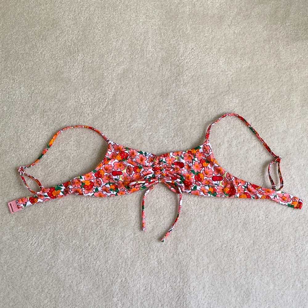 Blackbough Sophia Top Bikini in Berry Cherry size S